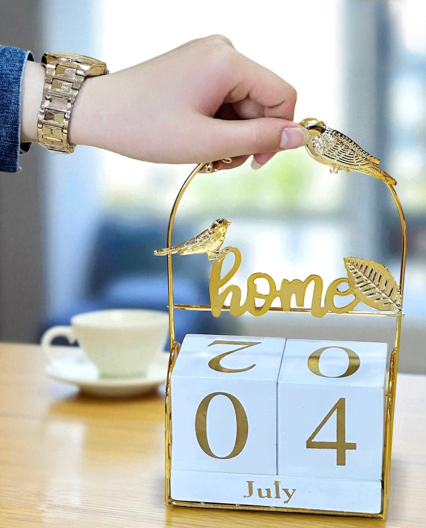 Elegant European-Style Wooden Calendar Decor Piece
