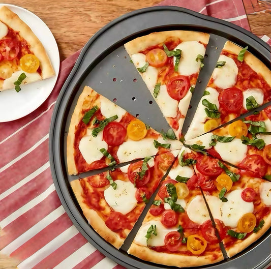 Premium Large Metal Pizza Tray – 35 cm